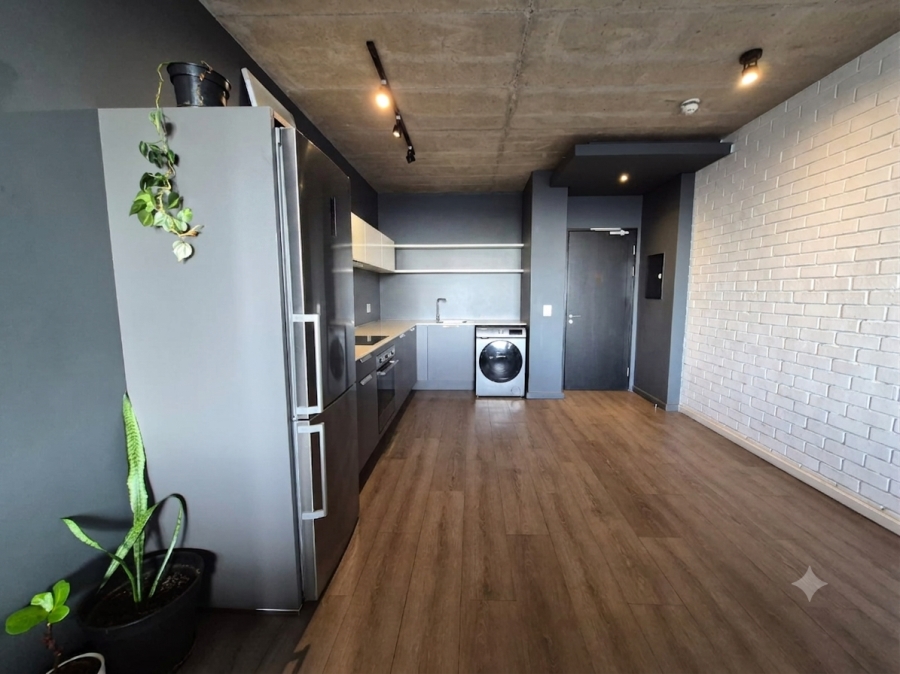To Let 2 Bedroom Property for Rent in Woodstock Western Cape